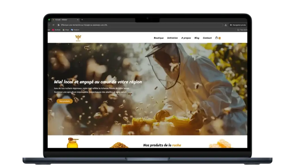 Ordinateur portable avec site apicole à l'écran